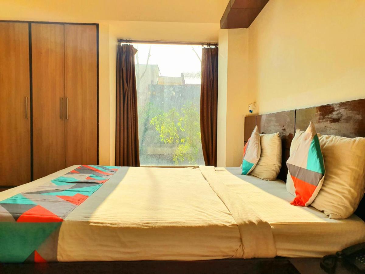 Hotel Merriment Alpha Noida Zewnętrze zdjęcie