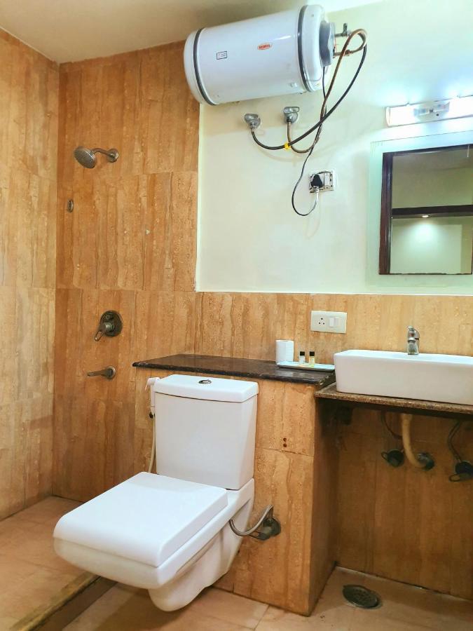 Hotel Merriment Alpha Noida Zewnętrze zdjęcie